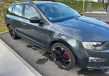Skoda Octavia 2.0 TDI DSG RS Combi RS