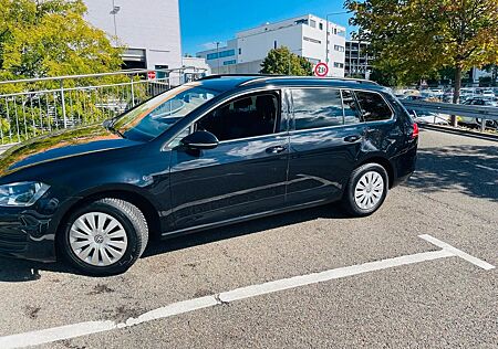 VW Golf Volkswagen 1.2 TSI BMT Trendline Variant Trendline
