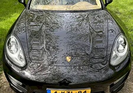 Porsche Panamera Turbo