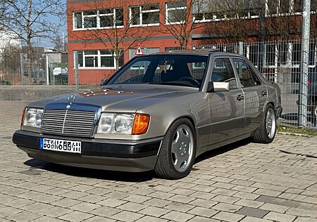Mercedes-Benz 230 230E W124