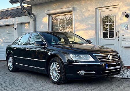 VW Phaeton Volkswagen 3.0 V6 TDI 4MOTION Tiptronic 5-Sitzer -