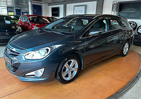 Hyundai i40 cw FIFA World Cup Edition AUT/NAVI/KAMRA/SHZ