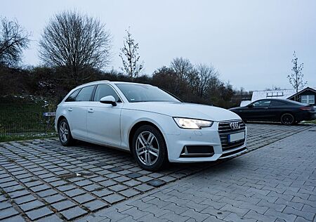 Audi A4 35 TDI S Tronic Avant Sport