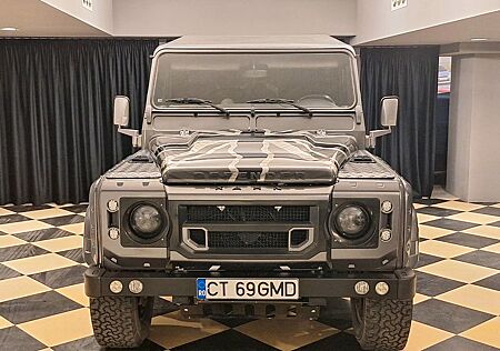 Land Rover Defender 110 KAHN
