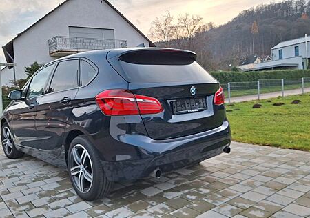 BMW 2er 220 Active Tourer 220i Advantage Advantage