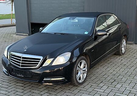 Mercedes-Benz E 200 Lim. Avantgarde Navi/SHZ/Xenon/ACC