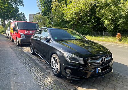 Mercedes-Benz CLA 250 Shooting Brake CLA 250 DCT AM...