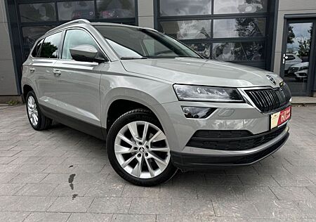 Skoda Karoq Style *1.Hand* Service neu*ACC*Kamera