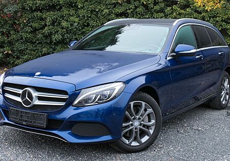 Mercedes-Benz C 250 BlueTec*Vollausstattung *Pano*Sitz H+B*LED
