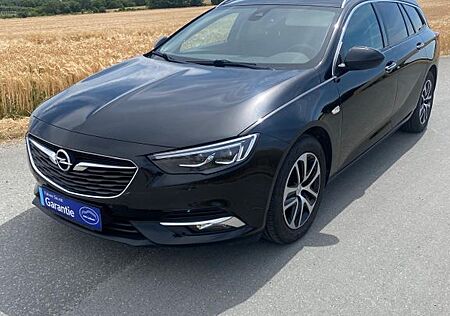Opel Insignia B Sports Tourer LED Teilleder NAVI