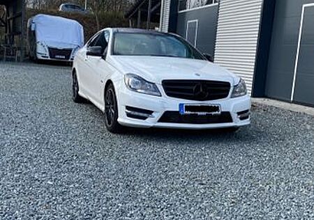 Mercedes-Benz C 250 AMG Sport Coupé Autom. Sport