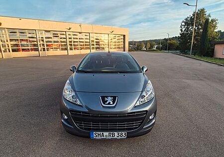 Peugeot 207 CC Platinum 120 Sommerfahrzeug Rostfrei