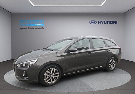 Hyundai i30 Kombi 1,4 Turbo Trend SHZ LenkradHZG Spurhal