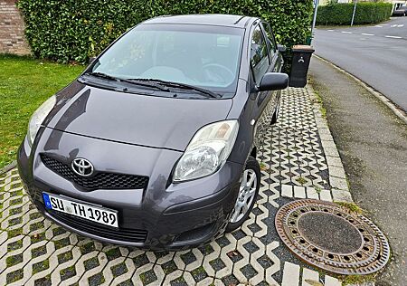 Toyota Yaris 1,33-l-Dual-VVT-i Cool Cool