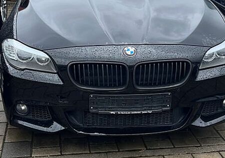BMW 528i Drive Touring -STH,Navi,HeadUP,Panorama