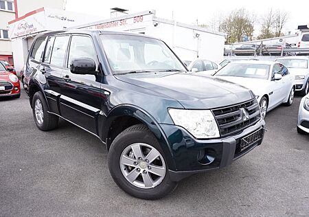 Mitsubishi Pajero 3.2 DI-D Invite