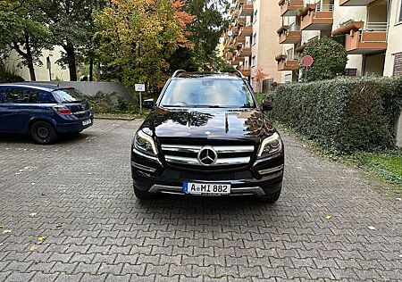 Mercedes-Benz GL 350 BlueTec 4Matic/Pano/AHK Electric