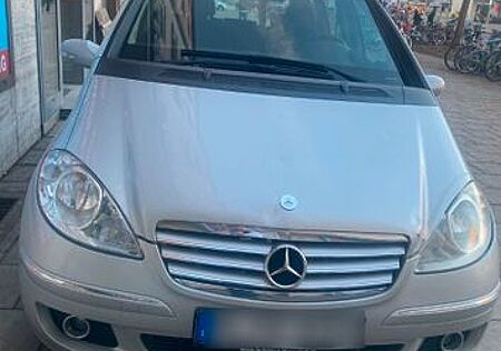 Mercedes-Benz A 200 CDI Elegance Diesel/Automatik, Panorama!