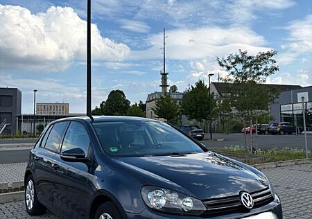 VW Golf Volkswagen 1.2 TSI Team