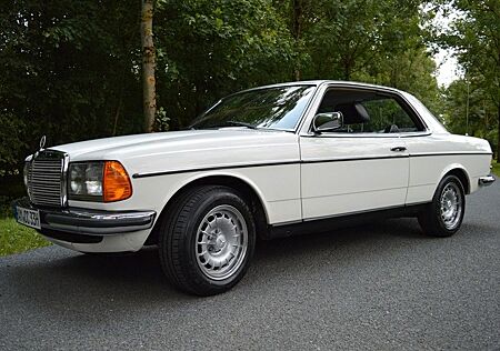 Mercedes-Benz E 230 230 C