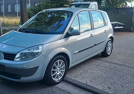 Renault Scenic Dynamique 2.0 16V