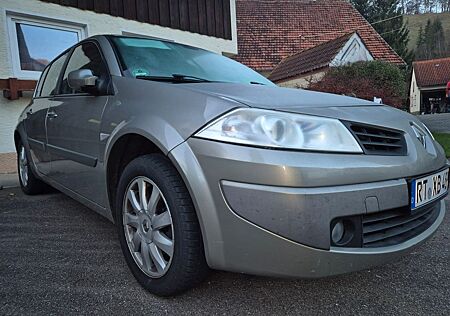 Renault Megane Grandtour Dynamique 2.0 16V Dynamique