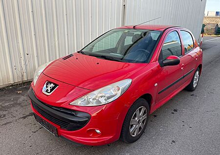 Peugeot 206 + Basis Klima/Servo/Euro4/Tüv bis 08-26