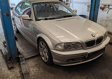 BMW 330Ci Coupé