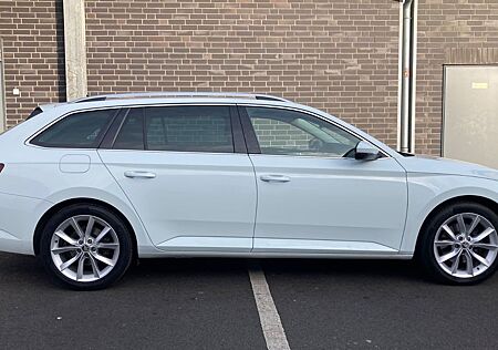 Skoda Superb 2.0 TDI DSG Style Combi Style