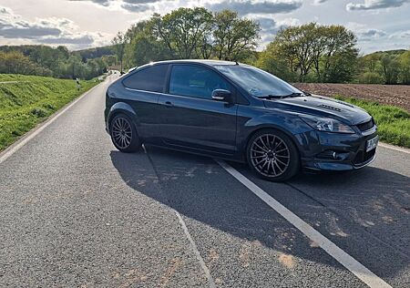 Ford Focus 2,0 Titanium