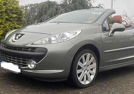 Peugeot 207 CC Platinum 120 Automatik Platinium