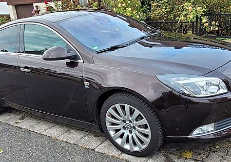 Opel Insignia 2.0 BiT CDTI 4x4 OPC-Line Leder Kamera