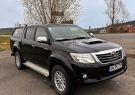 Toyota Hilux 3.0D Double Cab Executive 4x4 mit Hardtop