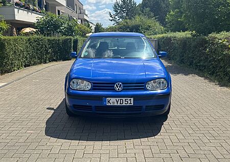 VW Golf Volkswagen 1.9TDI TÜV*Klima*4Türen*ServiceNeu