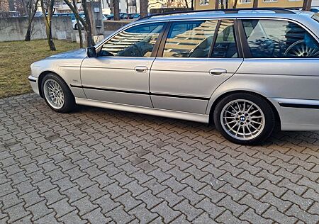 BMW 530d A Touring -