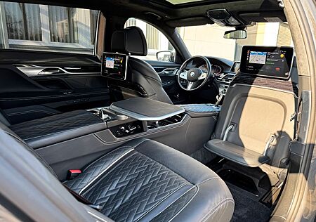 BMW 750Li xDrive M Sport Fond Entertain/UPE 174.000€