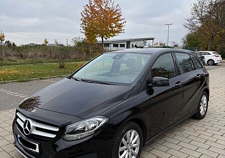 Mercedes-Benz B 200 d DCT -