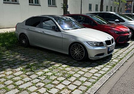 BMW 325i -e90