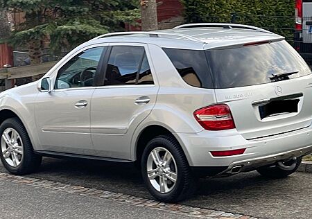 Mercedes-Benz ML 280 CDI 4MATIC AHK-3,5 t Facelift Sportpaket
