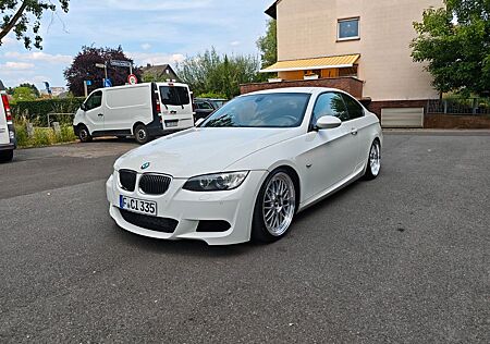 BMW 335i E92 Coupe N54 TÜV 06/27 M Paket Automatik