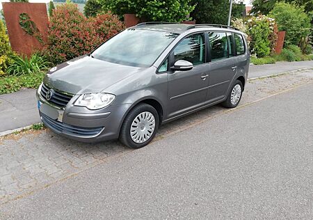 VW Touran Volkswagen 1.4 TSI Trend