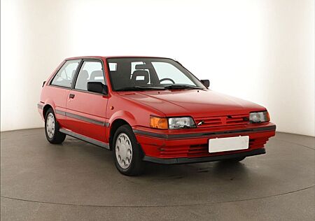 Nissan Sunny 1.6 GTI 16V 1988 , Sitzheizung