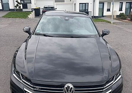 VW Arteon gebraucht kaufen VW Arteon Volkswagen 2.0 TSI DSG R-Line R-Line
