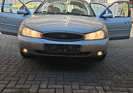 Ford Mondeo 2.0 16V Style Style