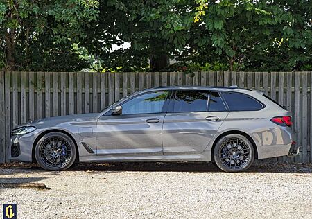 BMW 530e xDrive Touring A -