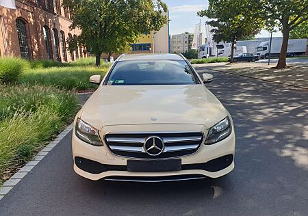 Mercedes-Benz E 220 E -Klasse Avantgarde