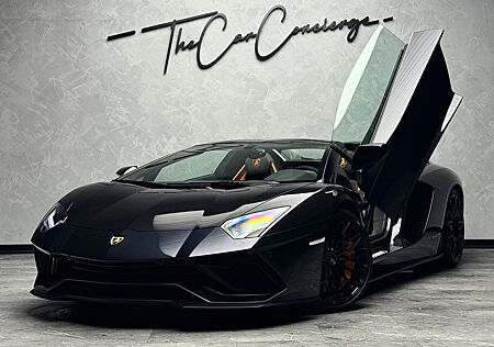 Lamborghini Aventador S Roadster SENSONUM LIFT CARBON