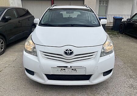 Toyota Verso Basis /Mit 7sitzer