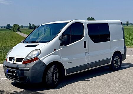 Renault Trafic 2,5dci L1H1 **Wohnmobilzulassung**