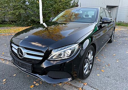 Mercedes-Benz C 180 Lim.* SHZ*Navi*AHK*Tempomat *LED*TÜVNEU*